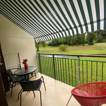 Charmant Studio 雅芳