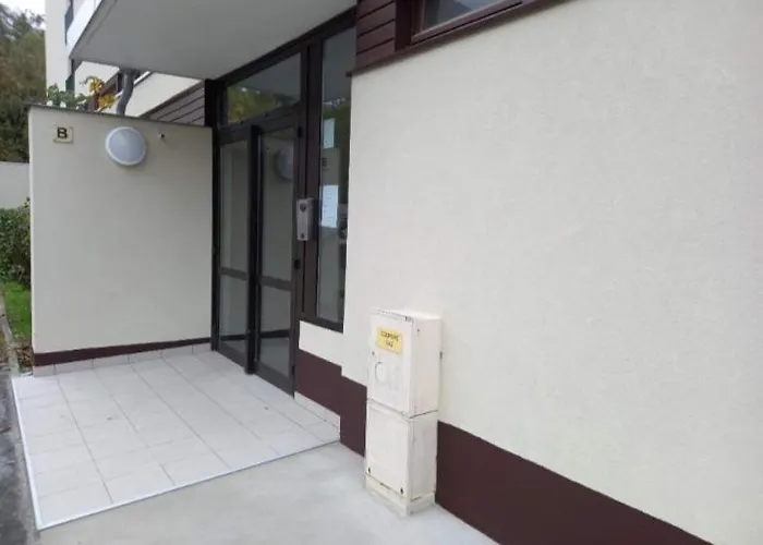 아파트 Charmant Studio